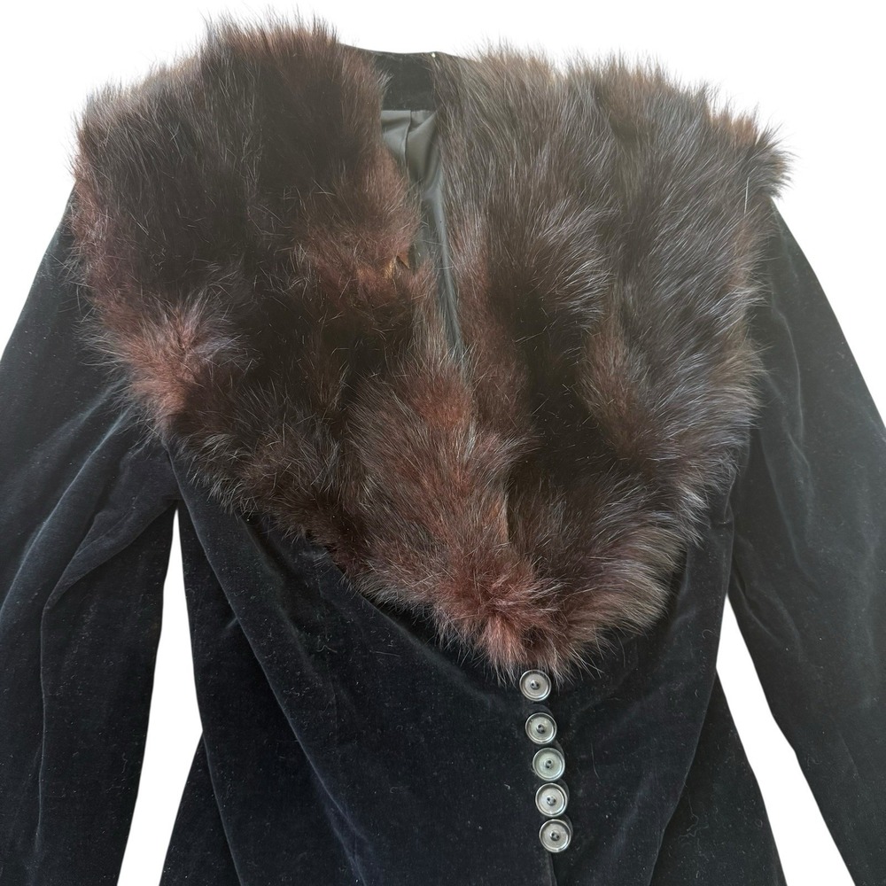 Vintage 1940s 1950s Black Velvet Jacket Real Fur Collar Button Front - Picture 3 of 9